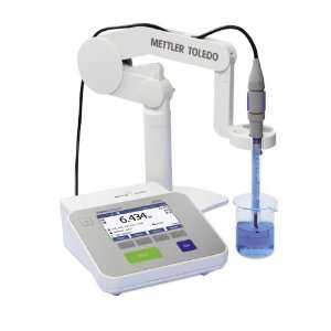   10.00 pH and InLab Expert Pro ISM  Industrial & Scientific
