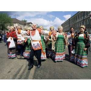  Dancers, Summer Festival, Sergiev Posad, Russia Stretched 
