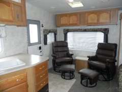   FT 1 SLIDE SLEEPS 6 03 Coachmen CHAPARRAL 30 FT 1 SLIDE SLEEPS 6