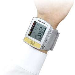  Panasonic EW3039S Easy to Use Wrist Blood Pressure Monitor 