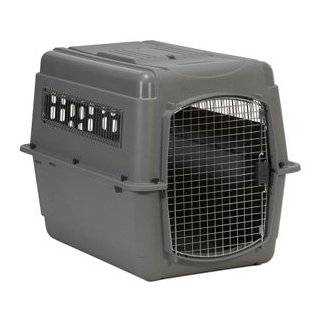 Petmate Sky Kennel, Intermediate by Doskocil Manufacturing Company 