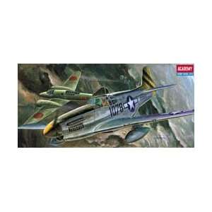  ACADEMY   1/72 WWII P51C Mustang Fighter (Plastic Models 