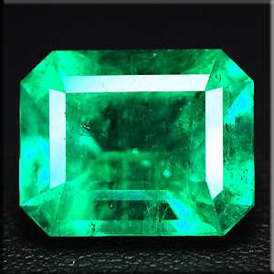 85 HUGE FINE QUALITY COLOMBIAN GREEN NATURAL EMERALD  