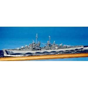    Yankee Modelworks 1/350 USS Juneau CL52 1942 Kit Toys & Games