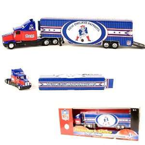  New England Patriots Old School 164 Scale Diecast Tractor Trailer 