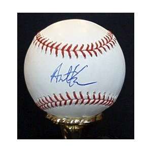  Austin Kearns Autographed Baseball   Autographed Baseballs 