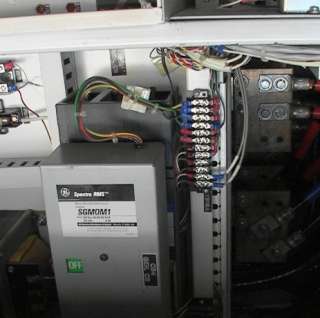   interruptor y los fusibles de triturador de la bateria de los buss dc