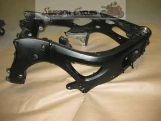 03 05 YAMAHA R6 (06 09 R6S) FRAME chassis no scratches  