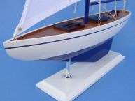 Pacific Sailboat 25 Model Yacht Authentic Model  