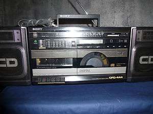 Sony   FM/AM Cassette Corder/Boombox (CFD 444)  