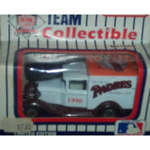  San Diego Padres 1990 MLB 1/64 Diecast Truck Collectible 