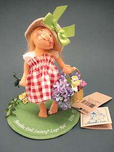  Edition ANNALEE DOLL SOCIETY 7 Spring Little Mae Flowers MINT