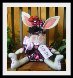 Primitive Valentines Bunny Sitter PATTERN #266 from Ginger Creek 