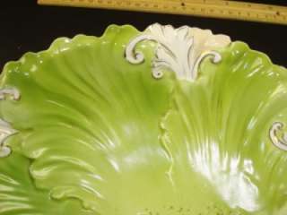 We are pleased to be offering this gorgeous German Saxe Altenburg bowl 