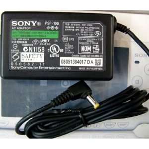   AC Power Adapter ADP 624SR (for PSP 1000 2000 3000) 