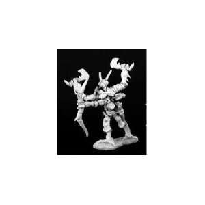  Dark Heaven Legends Garzuhl, Mantis Man Ranger Toys 