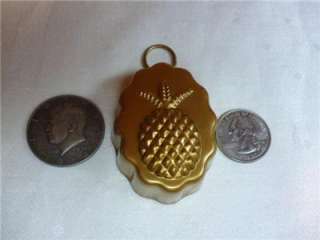   Miniature COPPER MOLD PINEAPPLE Tin Lined Loop Hanger Hospitality