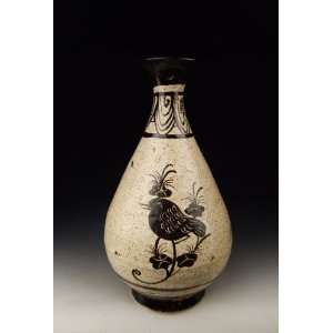  one Jizhou Ware Porcelain Yuhuchun Vase With Bird Pattern 