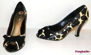 Madden Girl womens peep toe high heels shoes 7 M black & ivory animal 