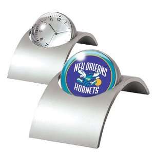 New Orleans Hornets NBA Spinning Desk Clock  Sports 