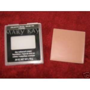  mary kay day radiance cream DELICATED BEIGE .35ONZ NEW 
