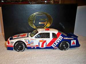 ACTION 1/24 KYLE PETTY #7 7 11 FORD THUNDERBIRD ELITE 1 OF408 SUPER 
