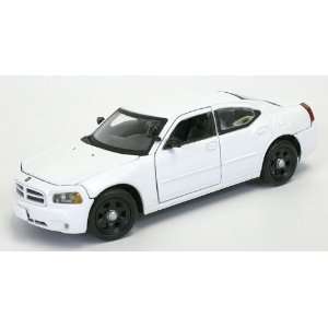    First Response 1/43 Dodge Charger Police Car   WHITE Toys & Games