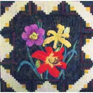  14221 PT DayliliesFusible Applique Quilt Pattern by Bayou 