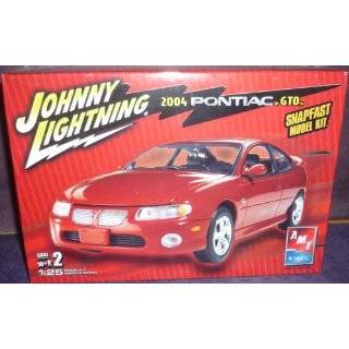  Johnny Lightning 2004 Pontiac GTO Model Kit with diecast 