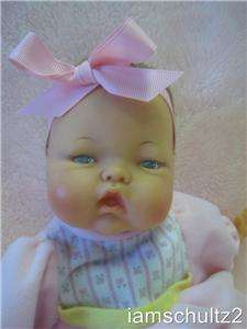   Vintage 1960s IDEAL OTT 14 Thumbelina Newborn Baby Doll  