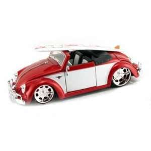   1949 VW Hebmuller Cabriolet 1/24 w/Surfboard Red w/White Toys & Games