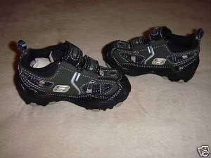 NEW BOYS TODDLER SKECHERS XTREME SHOES.SIZE 6  