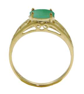 Natural Green Emerald Oval Cut Gemstone Solitaire Ring in 14K. Solid 