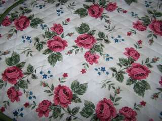 Set of 4 Reversible Roses Stems Quilted Placemats NEW  