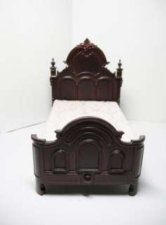 Dollhouse Miniature Famous Maker Furniture 80050 Mahogany Bed  