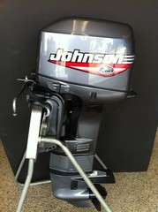 1999 Johnson 35 HP Power Trim & Tilt Outboard Motor 3 Cylinder Remote 