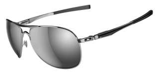 Les lunettes de soleil Oakley PLAINTIFF sont disponibles dans la 