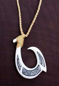 NEW Hawaiian Hawaii Jewelry Tribal Fish Hook Bone Carved Necklace 