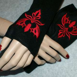 This Pair of awesome Arm Warmers is embroidered with bold thread on 
