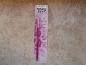 Oreal Seeing Spots Manicure Tool Nail Polish Spots  