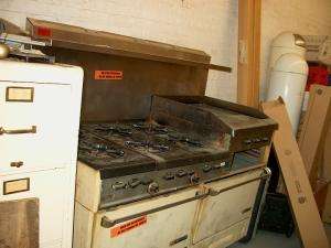 Garland Commercial 6 Burner, 2 Oven, Gas Stove/Griddle Combination 