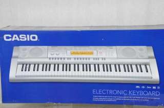 Casio WK 200 76 Key Personal Keyboard Rtl $299  