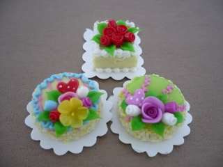 Set of 6 Mix Vanilla Cakes Handmade (2 cm) Dollhouse Miniatures Food 