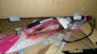 Razor E100 Electric Scooter (Sweet Pea) pink  