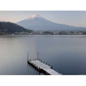  Mt. Fuji and Lake Kawaguchi, Kansai Region, Honshu, Japan 