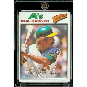  1977 Topps # 261 Phil Garner Oakland Athletics Baseball 