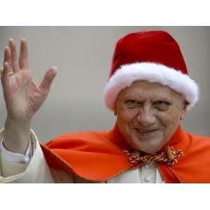  Pope Benedict XVI Waves to Pilgrims Upon His Arrival in St 