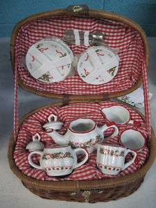 Delton Christmas Mini Tea Set p NIB     
