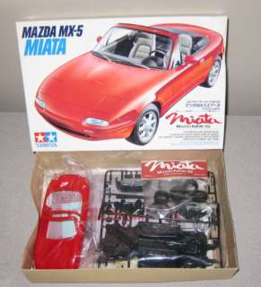 24082 TAMIYA Mazda MX 5 Miata Car Model Kit 1/24  